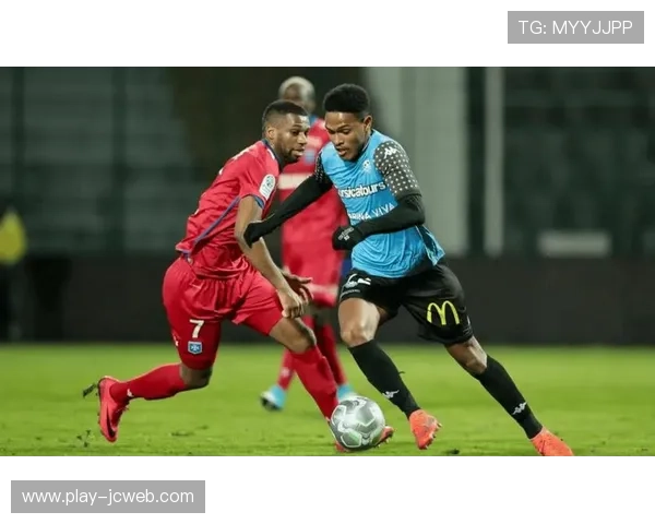 巴黎FC密集防守应对马赛，反击效率成保级关键